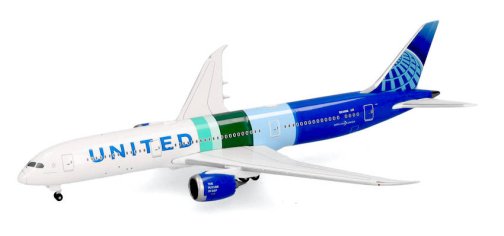 United Airlines Boeing 787-9 Dreamliner \"The Future is SAF\"