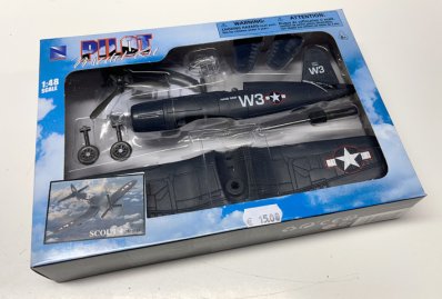 F4U Corsair (Pilot Model Kit)