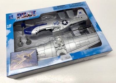 P-51 Mustang (Pilot Model Kit)